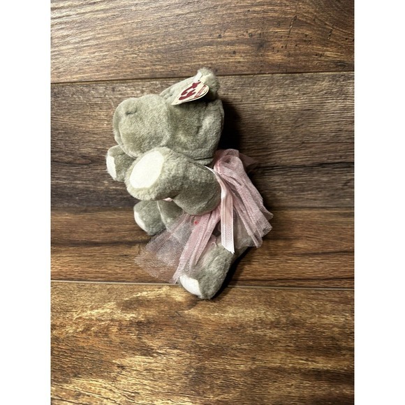 1993 Beanie Babies‎ Attic Treasures - Grace the Hippo - Picture 1 of 7